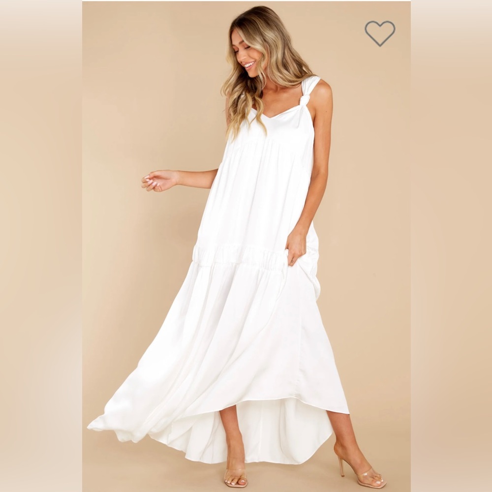 The Way She Moves Maxi Dress
